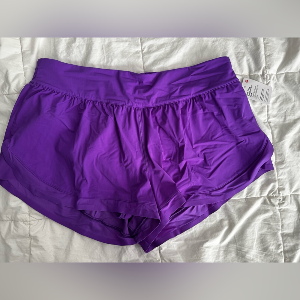 Lululemon Calm Tide Lined Shorts. 2.5 inches.